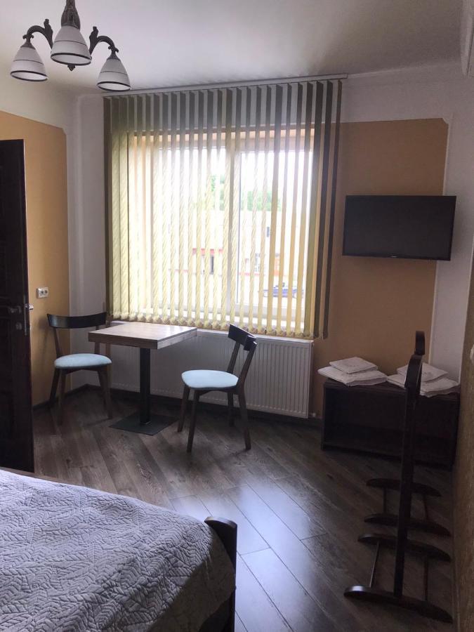 Gray Hotel Wynohradiw Zewnętrze zdjęcie